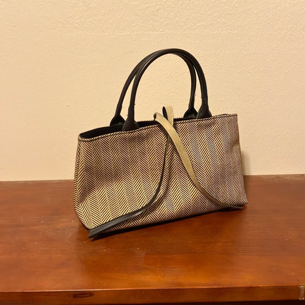 Chevron Patterned Make-up bag
